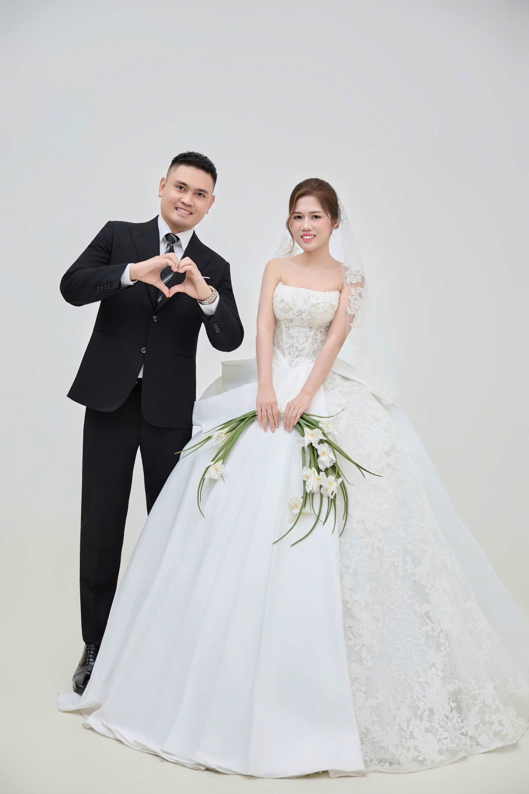Ảnh cưới của Ánh Tuyết và Văn Mạnh